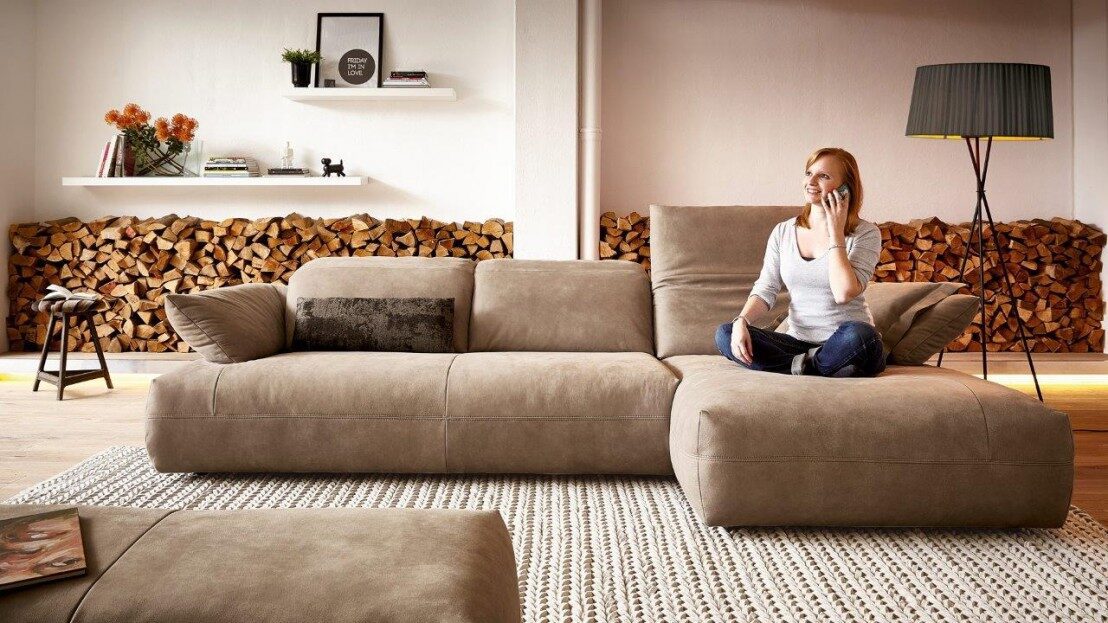 Canap&eacute; confortable avec assise profonde